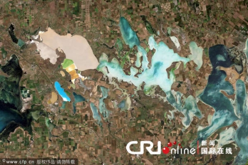 组图：从太空看地球“麦田怪圈” 美丽震撼如油画
